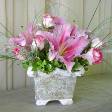  and Acapulco Lilies in Ceramic Vase Valentines Day Floral Arrangements