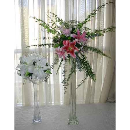 Eiffel Tower with Crystal Bouquet Holder