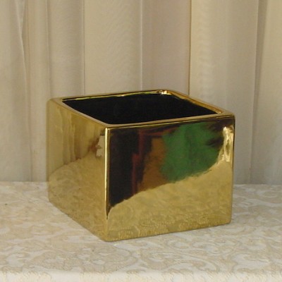 Gold Finish Ceramic Square