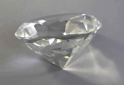 Medium size crystal diamond