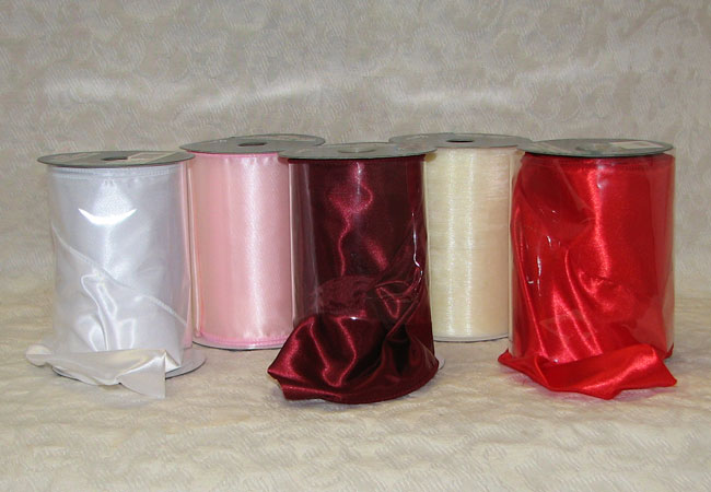 5" Wired Satin Garland