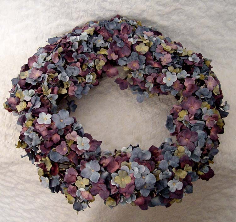 19 1/2" Hydrangea Candle Ring