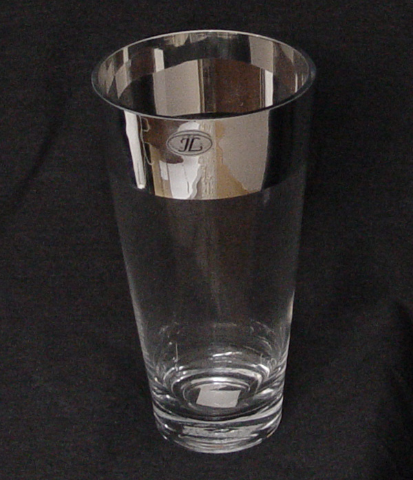 8.75" Tall Pint Glass Vase w/ Mirrored Rim