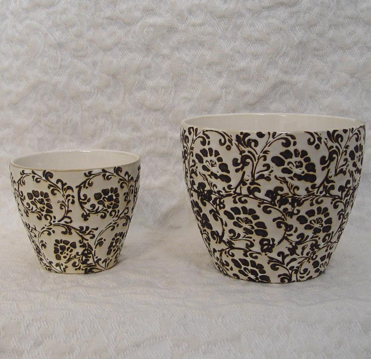 White Ceramic Tapered Fleur Design Planter